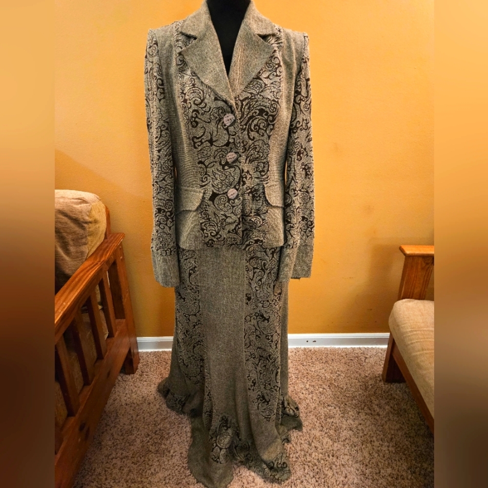 Vintage Valentino Skirt & Jacket Set